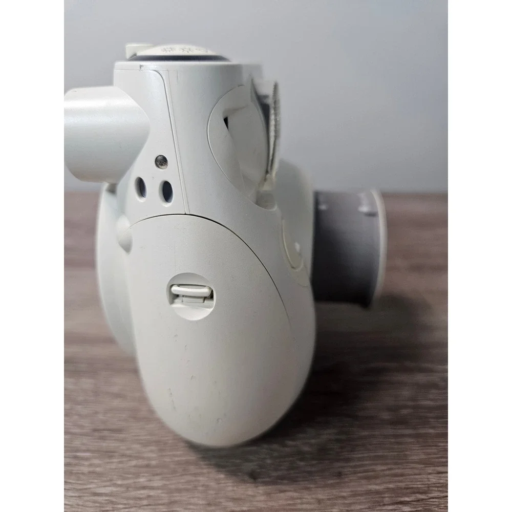 Fujifilm Instax Mini 7S Instant Film Camera White Fujinon 60mm Lens Retro